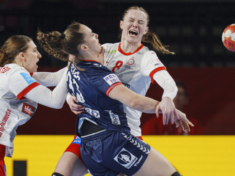 Rukometašice Danske u finalu Evropskog prvenstva posle pobede nad Francuskom