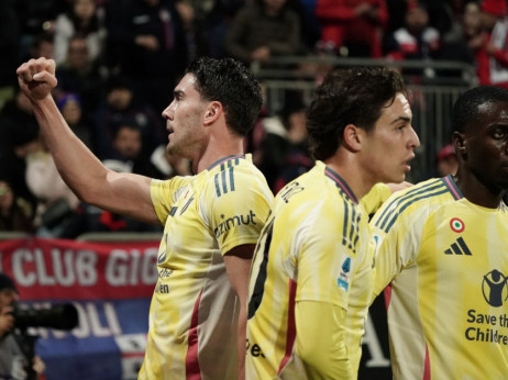 Vlahović bolji od Ronalda i Mesija: Niko ne izvodi bolje "slobodnjake" od srpskog napadača