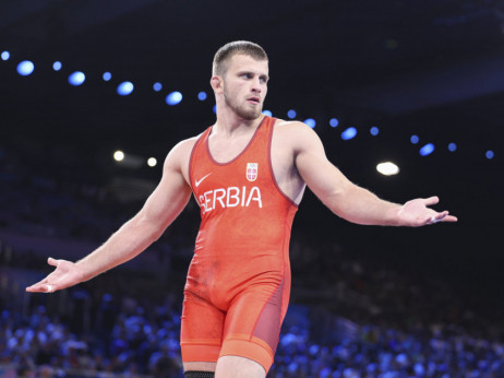 Aleksandar Komarov ostao bez evropskog trona: Roviti srpski rvač u klinču za bronzu