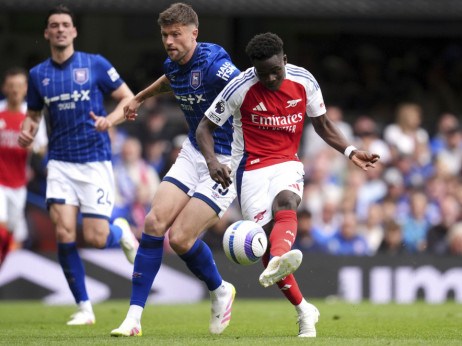Arsenal traži sedmu u nizu protiv Kristal Palasa i želi da odloži slavlje Liverpula