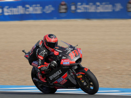 Moto 2: Manuel Gonzales dominirao u srednjoj klasi, Kanet tek osmi
